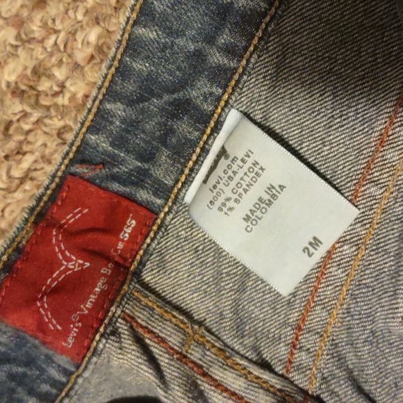 Jeans - Picture 2 of 4